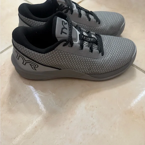 TYR | Shoes | Tyr Black And Gray Athletic Sneakers Size 85  display picture 2